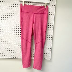 EUC Outdoor Voices Warm Up Legging in Pink